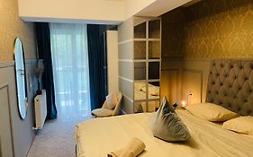 Air Residence 44